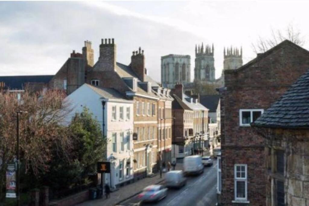 Bootham House Apartment-Close To The Minster York Exterior foto
